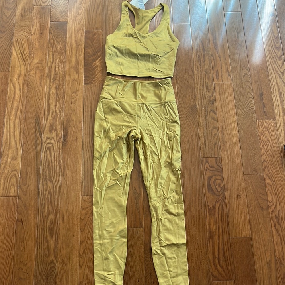 Fabletics Averie shine built in bra tank & oasis shine high waisted legging S